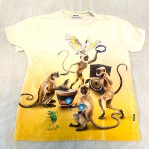 Molo boys T-shirt size 128/8. Excellent condition.